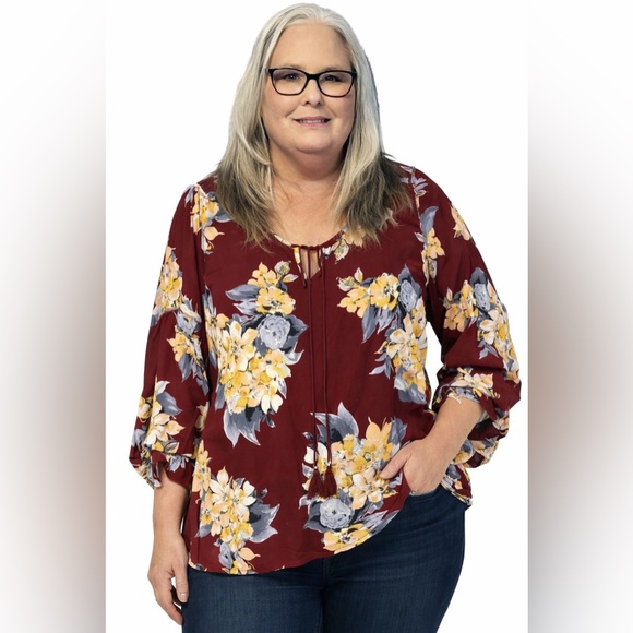 Unique Spectrum Tops - Unique Spectrum Burgundy Floral Blouse. New without tag.
